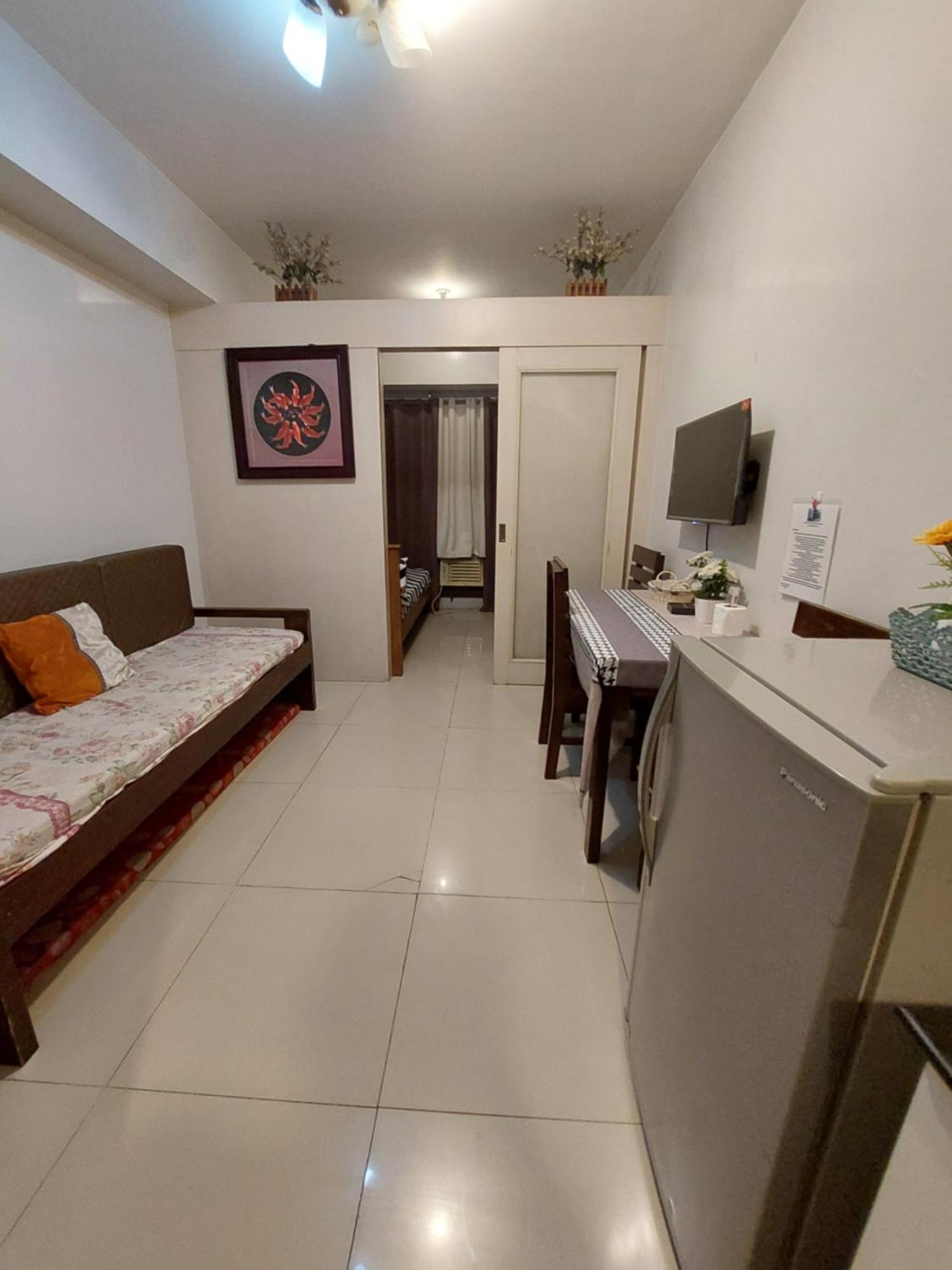 Sea Residences Moa Jaylord Place Manila Exterior photo